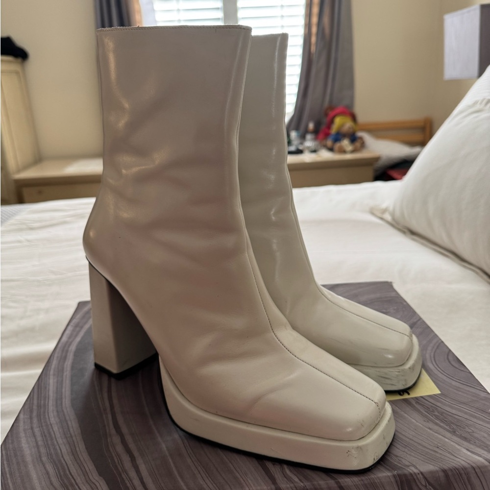 JEFFREY CAMPBELL HEELED BOOTIES